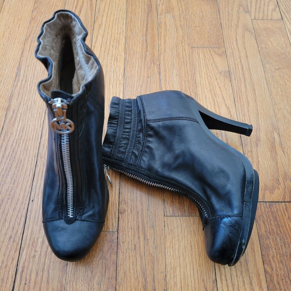 Michael Kors‎ 7M Black Leather Ankle Boots Full Zip Stiletto Heel
